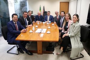 Com foco na Reforma Tributária, ABIHPEC realiza  agenda em Brasília