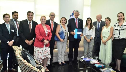 ABIHPEC cumpre agenda institucional em Brasília com foco na regulamentação da Reforma Tributária